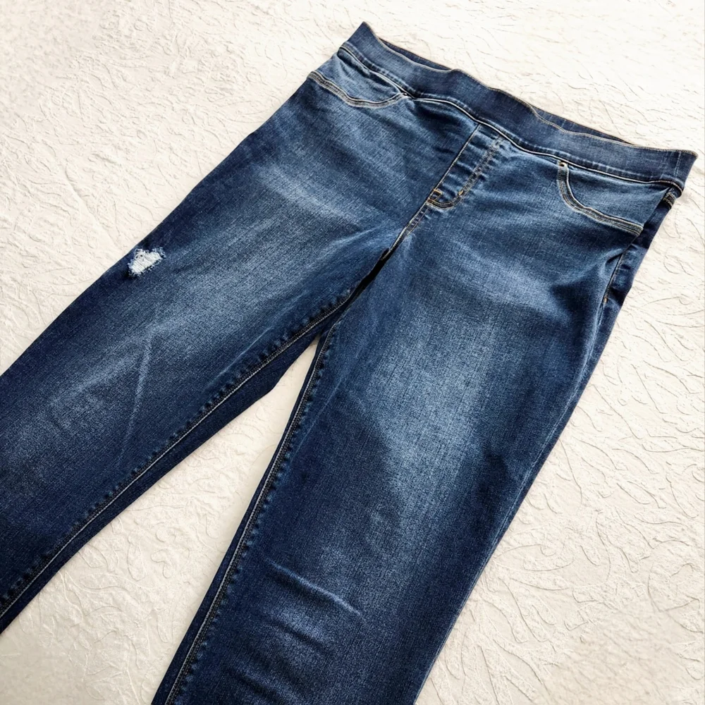 SPANX Distressed Ankle High Waist Sculpting Pull-On Jeans, Size XL